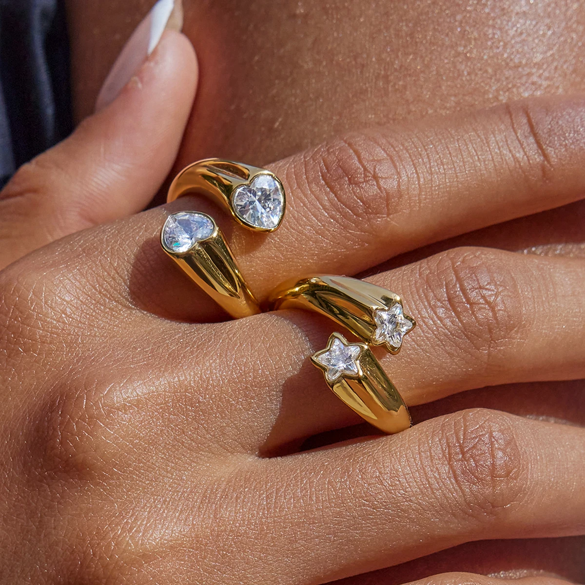 Uworld Minimalist 18K Gold Color Plated Stainless Steel White Heart Shaped Zircon Ring Star Stackable Ring Women's Jewelry